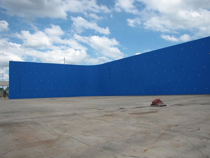 Photos: Insurgent Using Same Exact Blue Screen Used for Fast & Furious 7