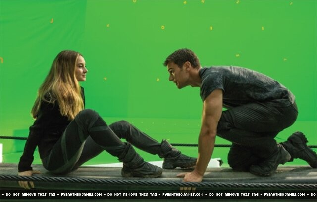 Photos: Divergent Four’s Fear Landscape Green Screen Magic