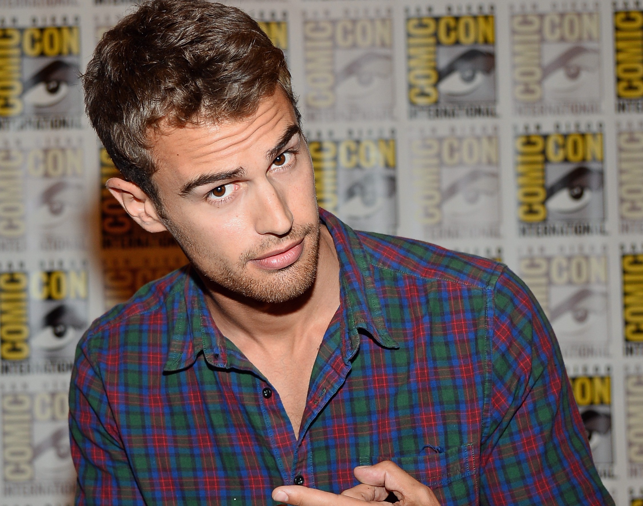 Theo James Keeps It Casual In Flannel