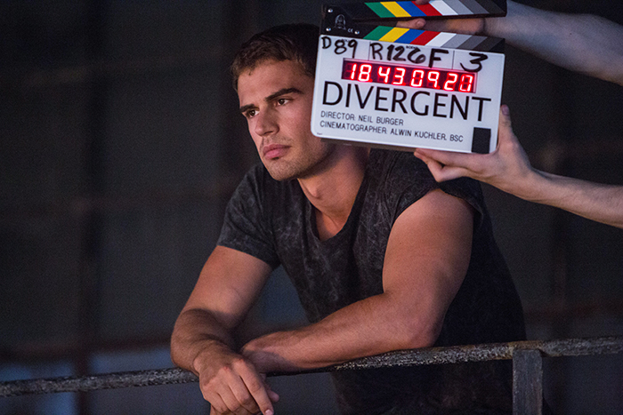 Exclusive Behind the Scenes Pics from the ‘Divergent’ Set via Teen Vogue