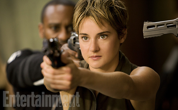 EW Shares Exclusive Insurgent Still Featuring Tris in Action