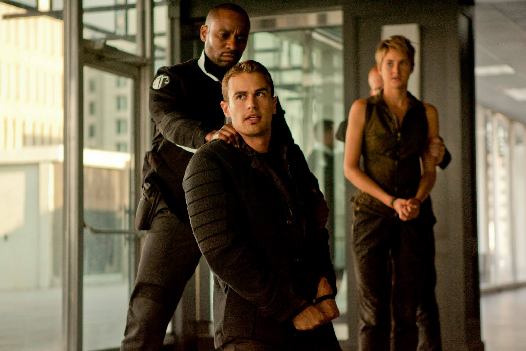 GALLERY: New International Insurgent Stills Revealed Today