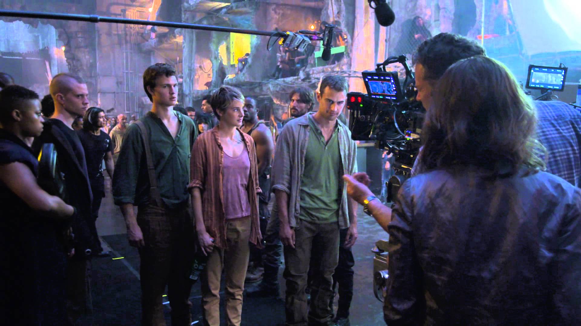 New ‘Insurgent’ Video Features Rough Cuts Of Factionless Scene