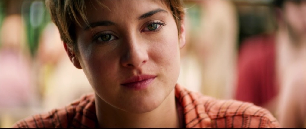Peter and Tris Fight In Amity Compound In New ‘Insurgent’ Clip