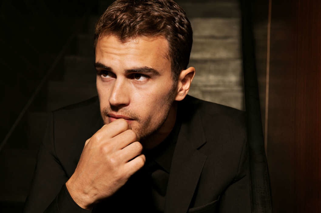 INTERVIEW: Theo James on Eyebrows and Manscaping